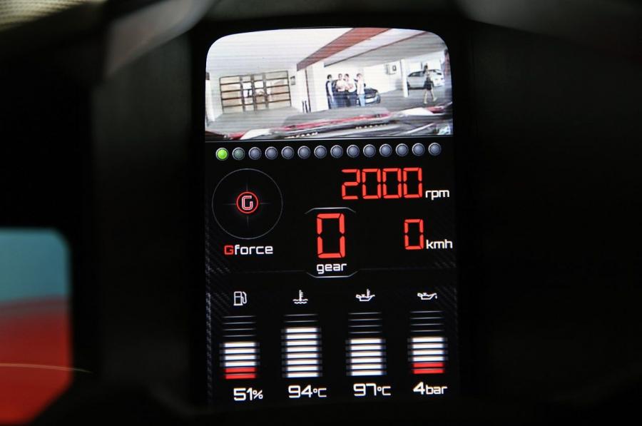 Детали интерьера ItalDesign Parcour Concept 2013 года  (фото 27 из 71)